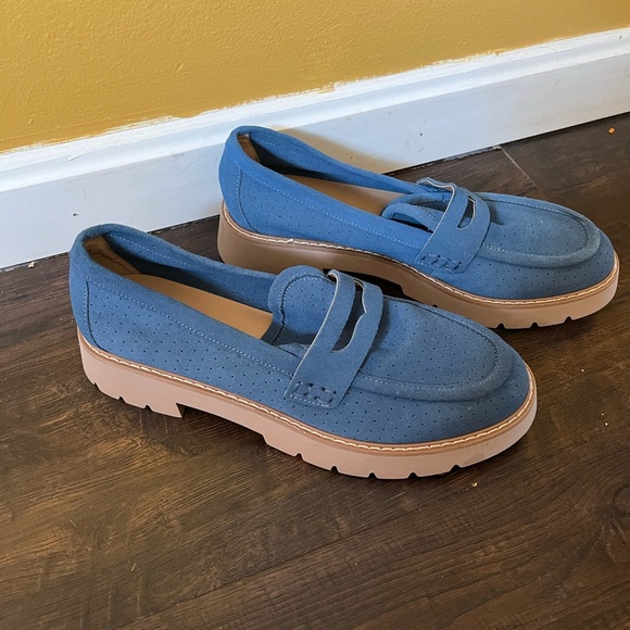 Violet & Red Shoes - Stylish Blue Suede Loafers